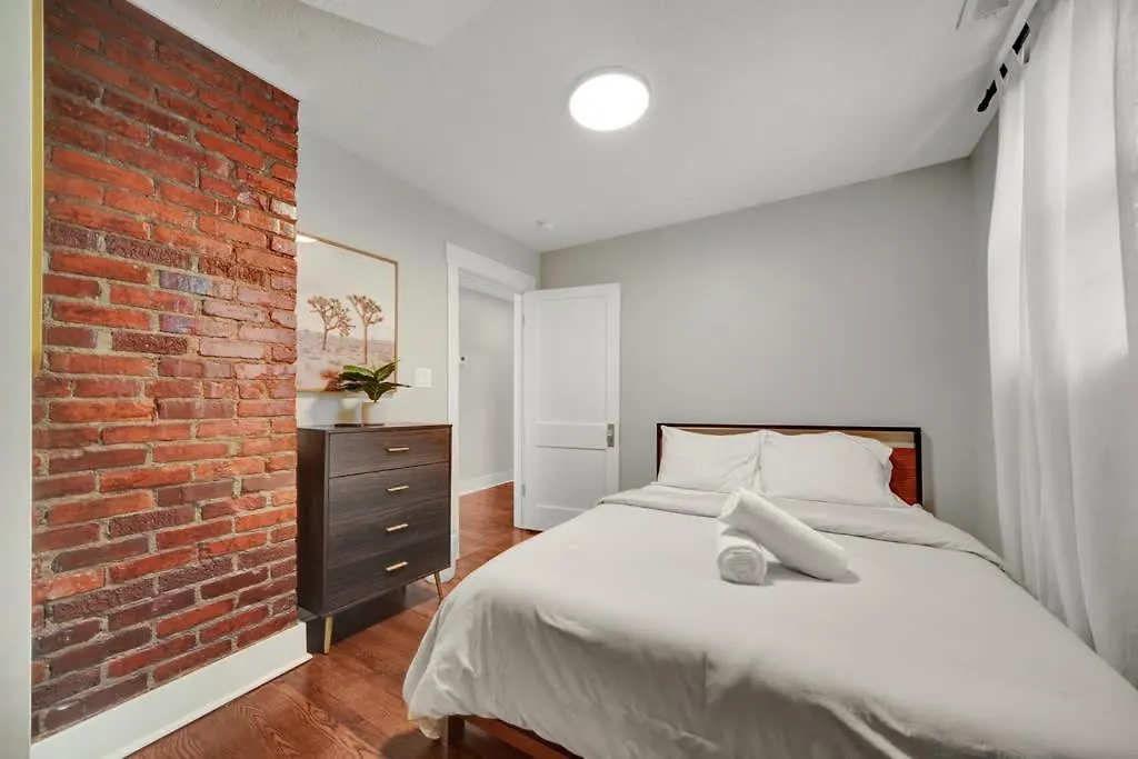 Lavish Flat W King Bed In Near Dt Food & Shops Villa Louisville Feriehus