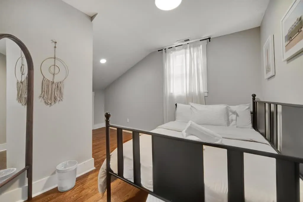 Lavish Flat W King Bed In Near Dt Food & Shops Villa Louisville